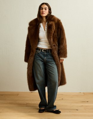 Женское пальто American Eagle AE Long Fur, цвет: Коричневый — фото 4