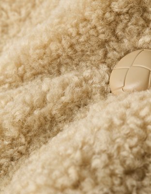 Женские куртки American Eagle AE Long Teddy Coat — фото 6