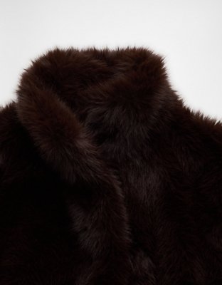 bow.a ボウエー/FAKE FUR VEST AE Faux Fur Vest | American Eagle
