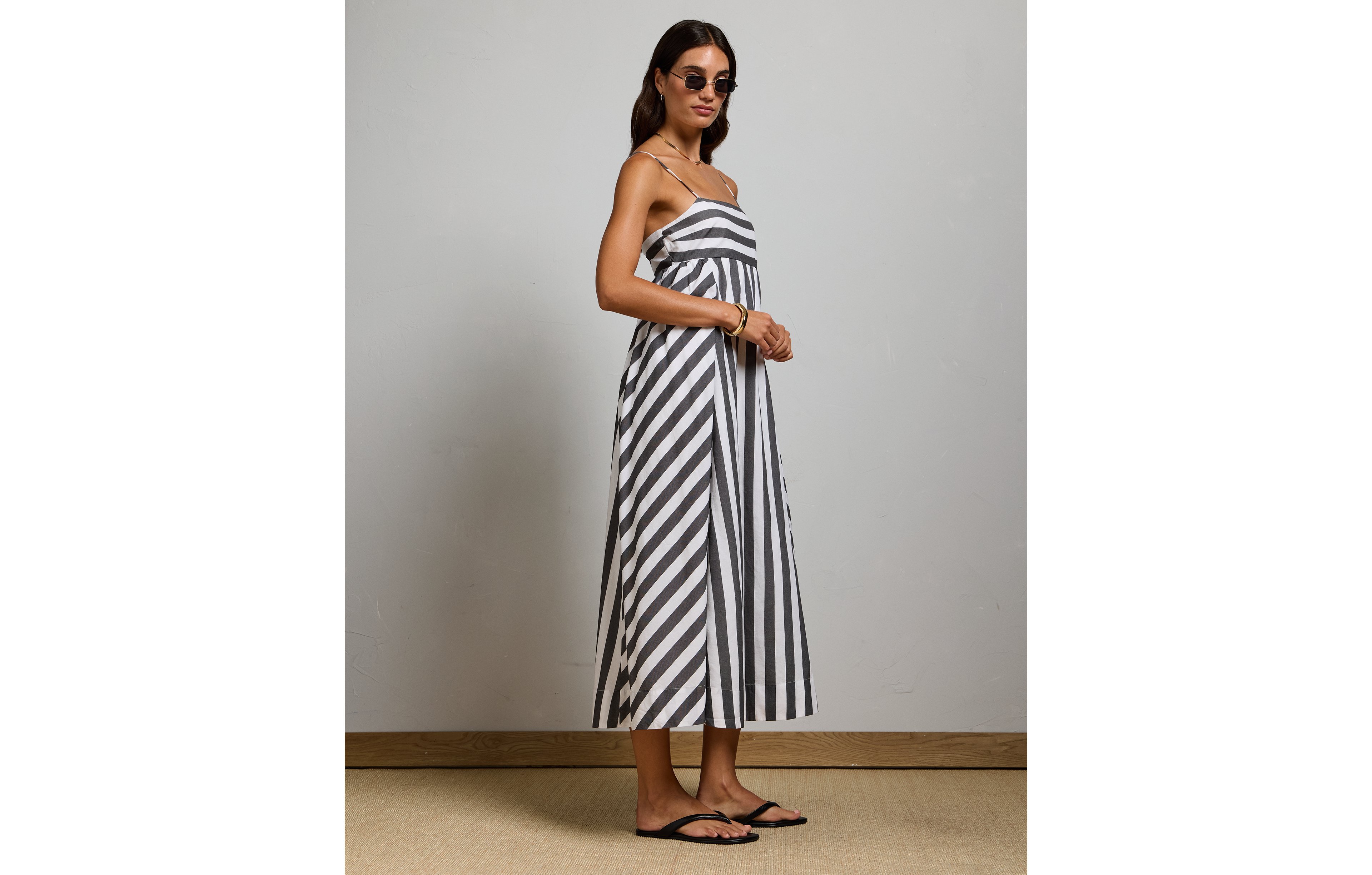 AE77 Empire Waist Maxi Dress