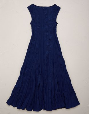 AE77 Crinkle Midi Dress