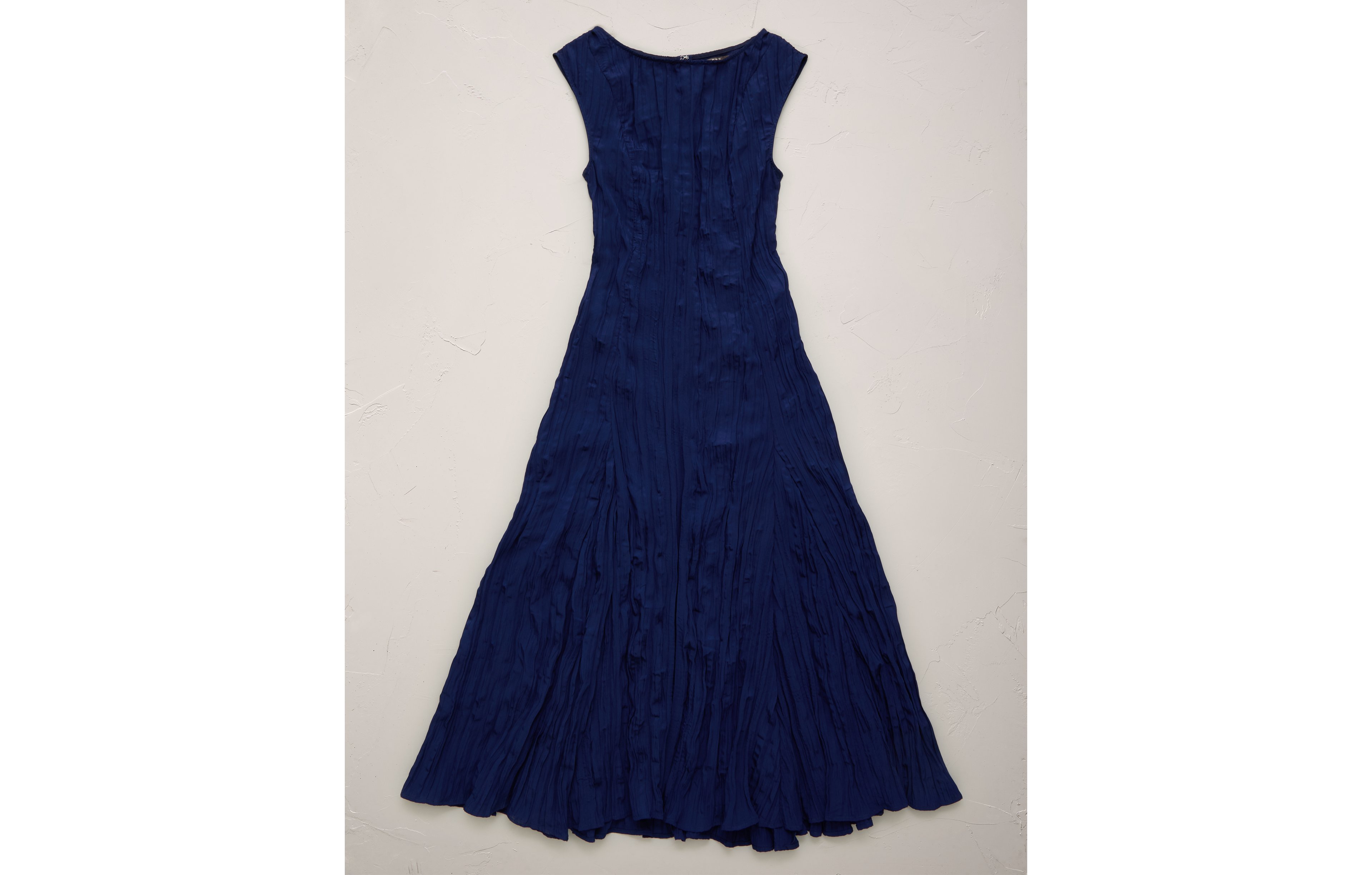 AE77 Crinkle Midi Dress