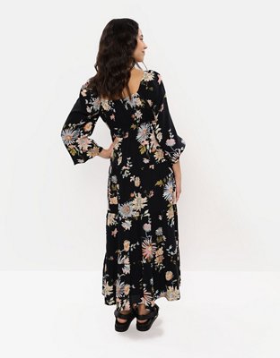 AE Long-Sleeved Tiered Midi Dress