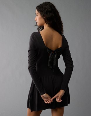 Женские платья American Eagle AE Long-Sleeve Ballet Neck Sweater Mini Dress — фото 2