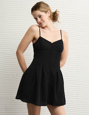 AE Vestido Corto con Botones y Escote Corazón