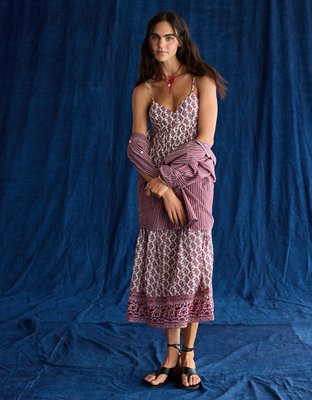 Robe mi-longue nouée sur le côté à encolure en V AE