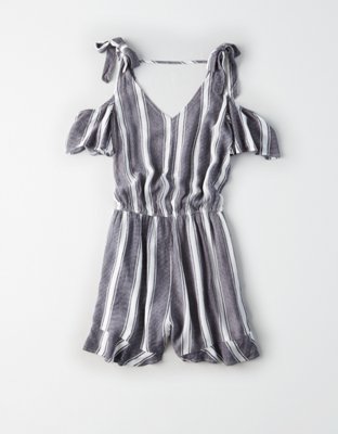 American Eagle AEO Flutter-Sleeve Cold Shoulder Romper — фото 3