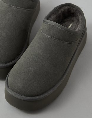 AE The Hangout Slip-On Slipper