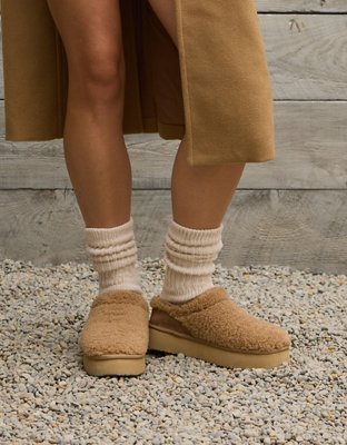 AE The Sherpa Hangout Slip-On Slipper