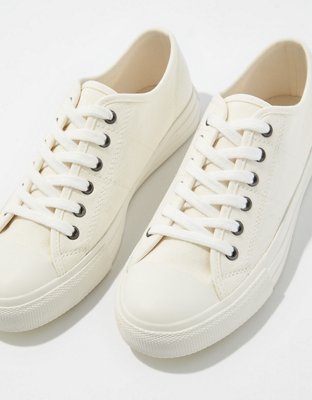 AE Canvas Sneaker