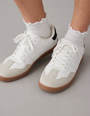 AE Retro Casual Sneaker