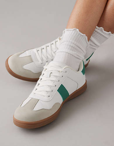 AE Retro Casual Sneaker