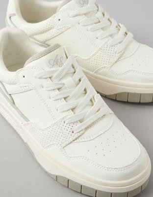 AE Varsity Retro Sneaker