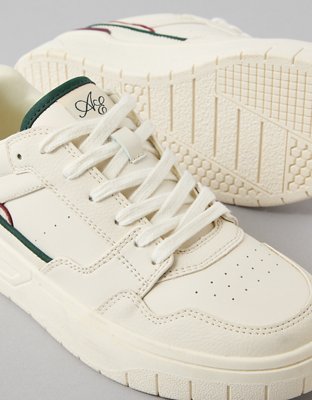 AE Varsity Retro Sneaker