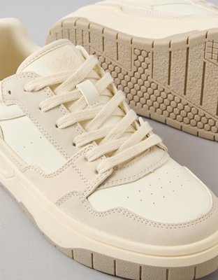 AE Varsity Retro Sneaker