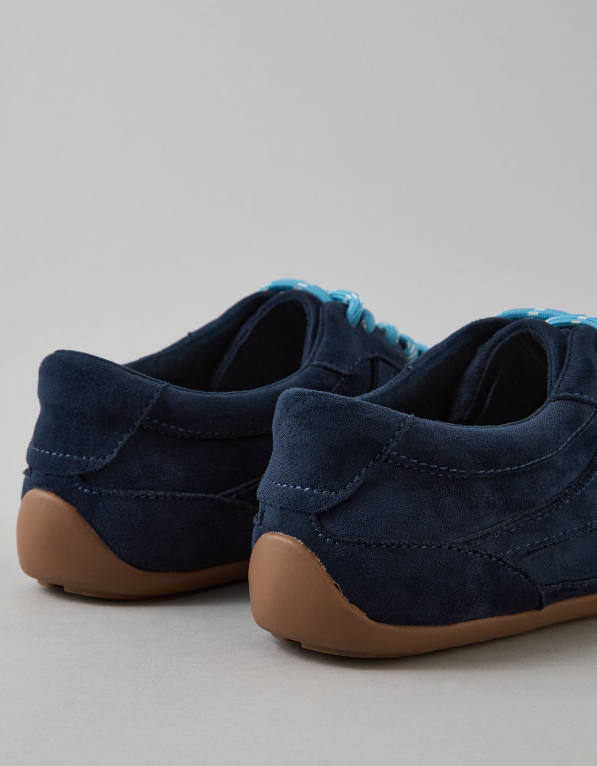 AE Low Retro Sneaker - image 5