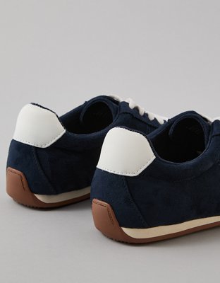 AE Low Pro Runner Sneaker | American Eagle