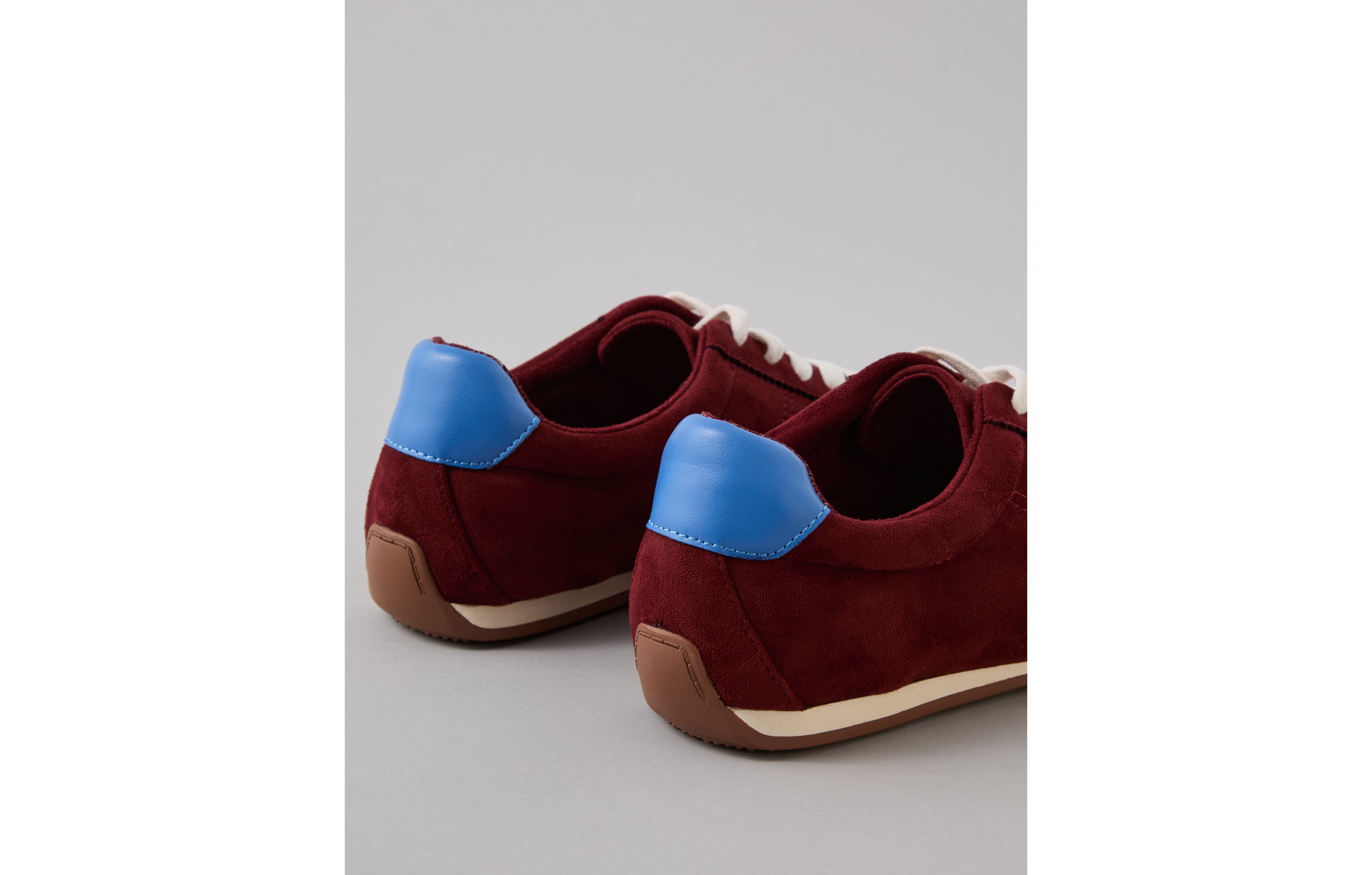 AE Low Pro Runner Sneaker