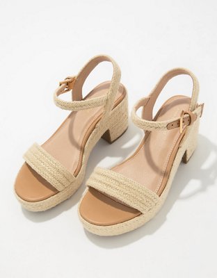 Sandales à talon moulé et courroies AE