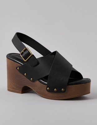 AE Criss-Cross Wedge Clog