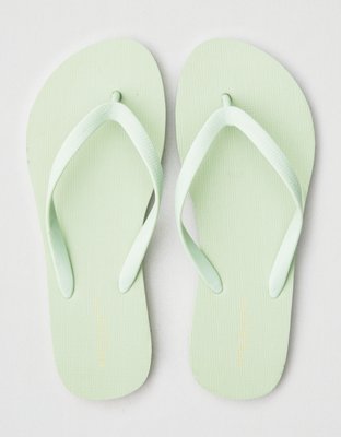 american eagle white flip flops