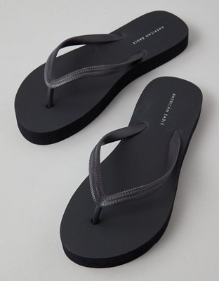 American eagle flip flops womens on sale