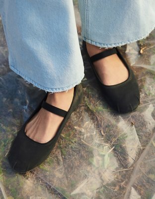 American eagle hot sale black flats