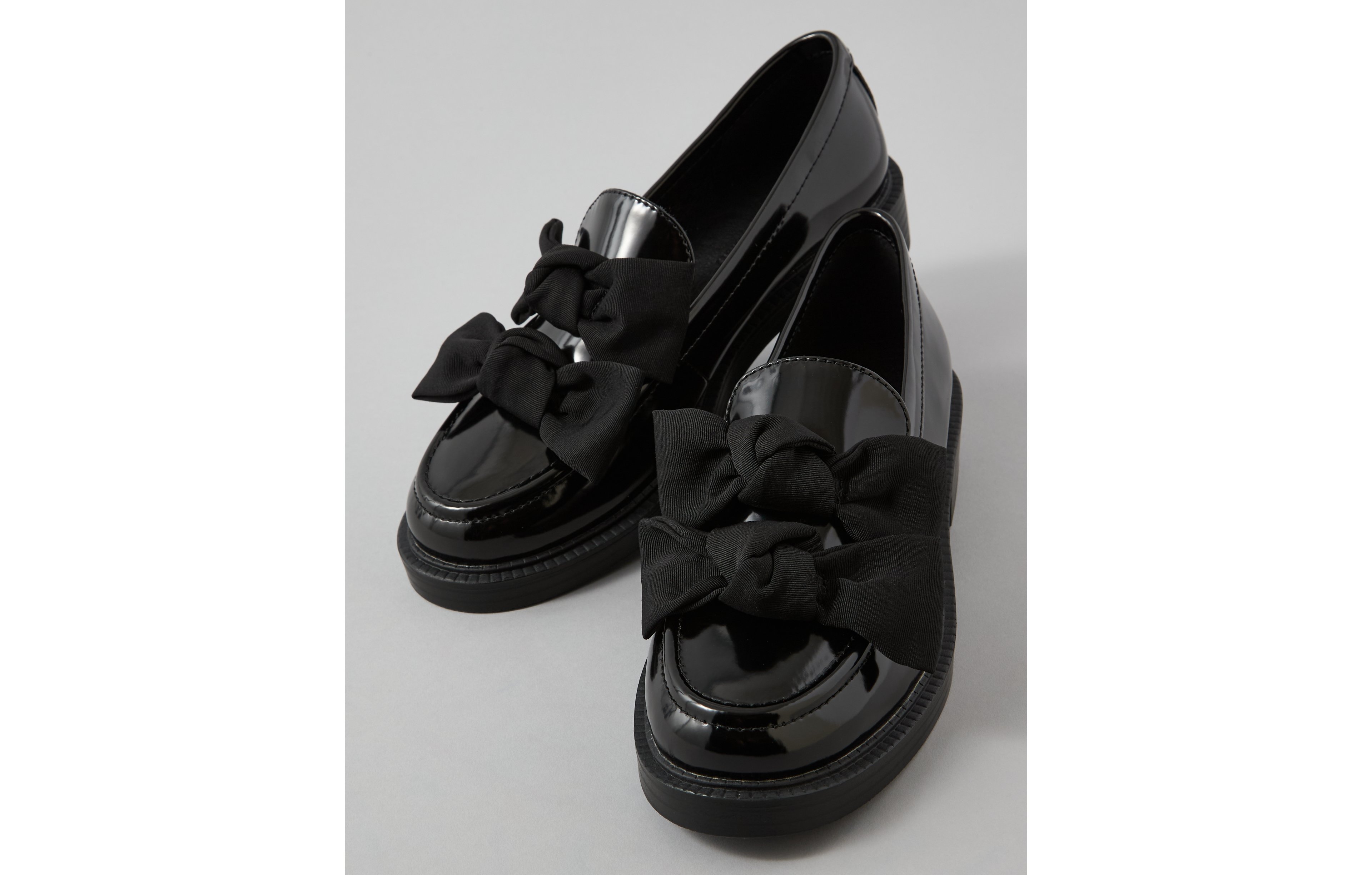 AE Bow Loafer