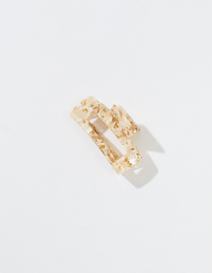 AEO Ivory Luxe Single Claw Clip