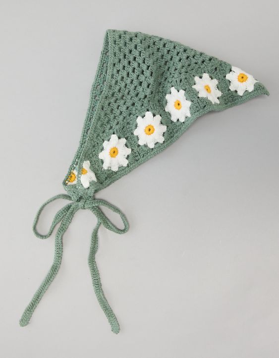 AE Daisy Crochet Bandana