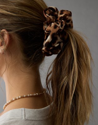 AE Oversized Leopard Scrunchie