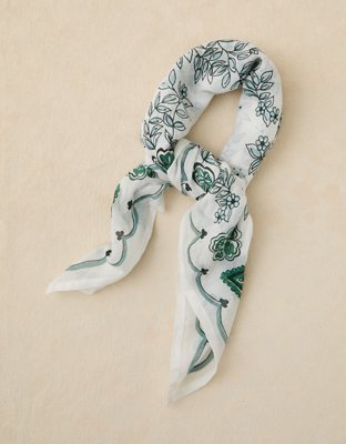 AE Oliver Bandana