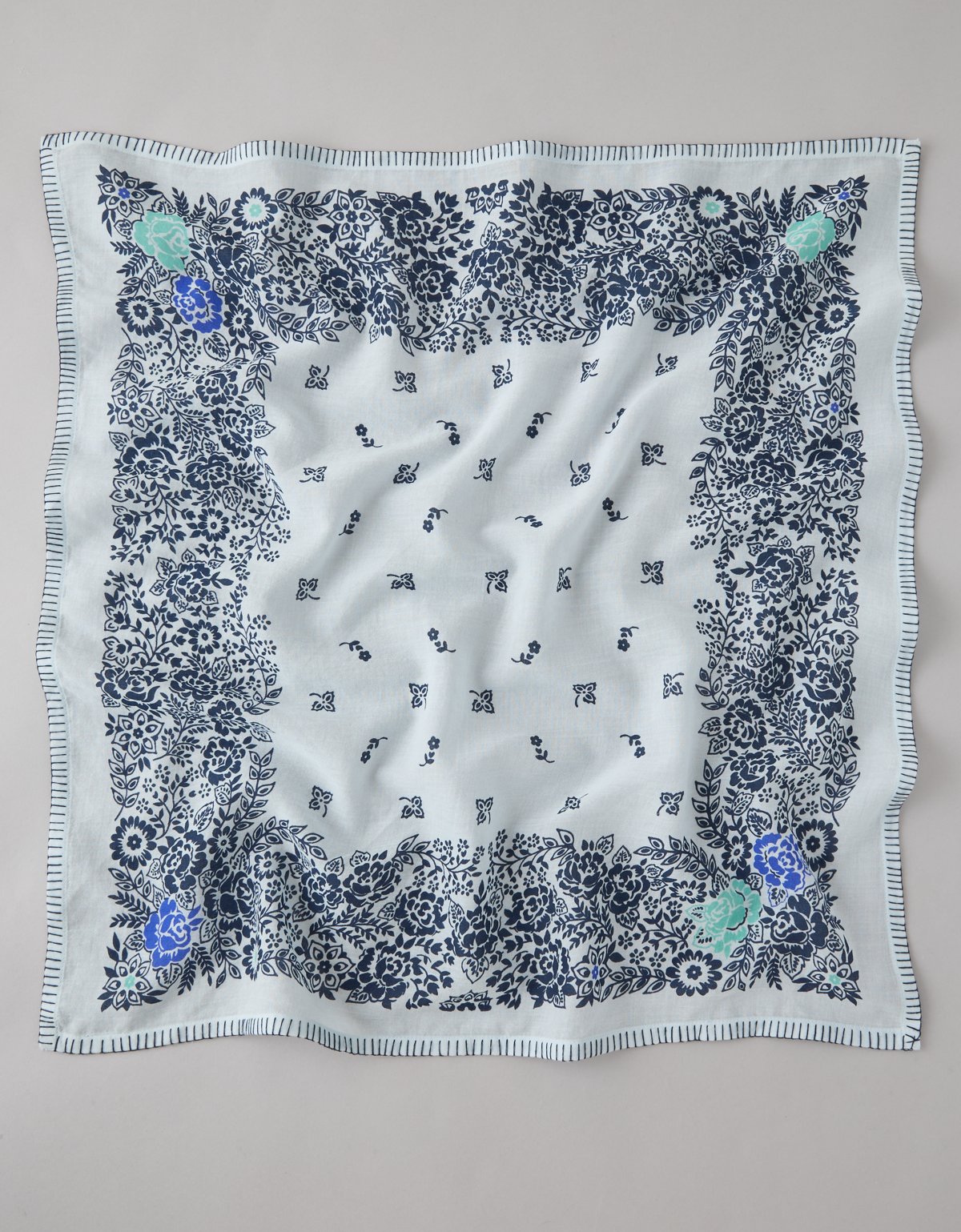 AE Floral Bandana - image 2