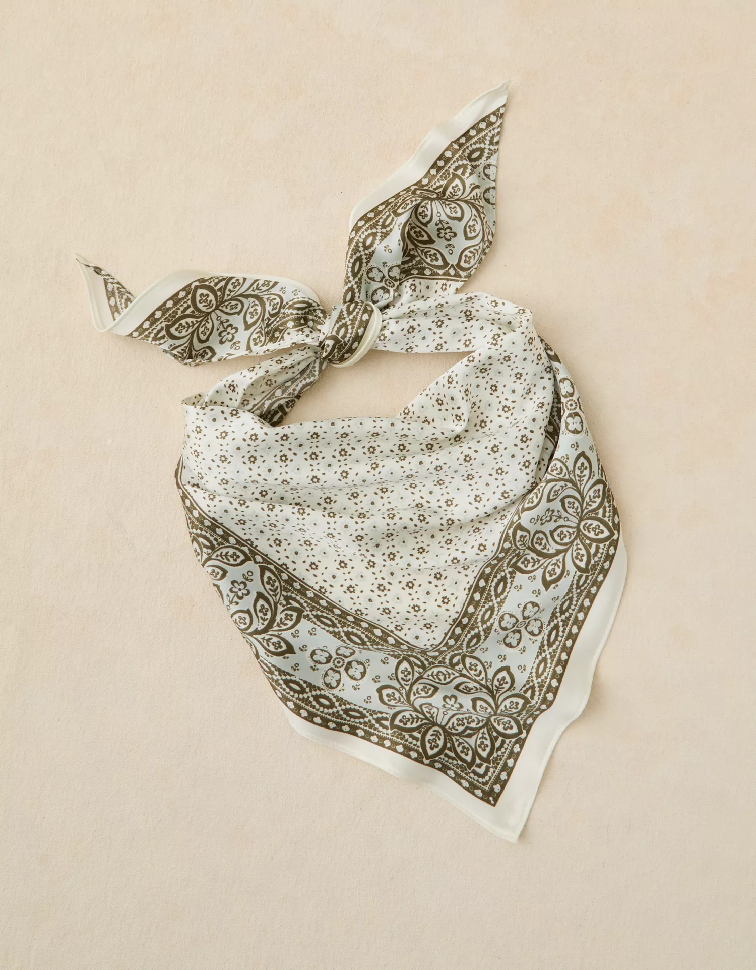 AE Silky Scarf Bandana - thumbnail 4