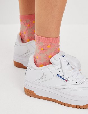 AE Sheer Daisy Boyfriend Socks