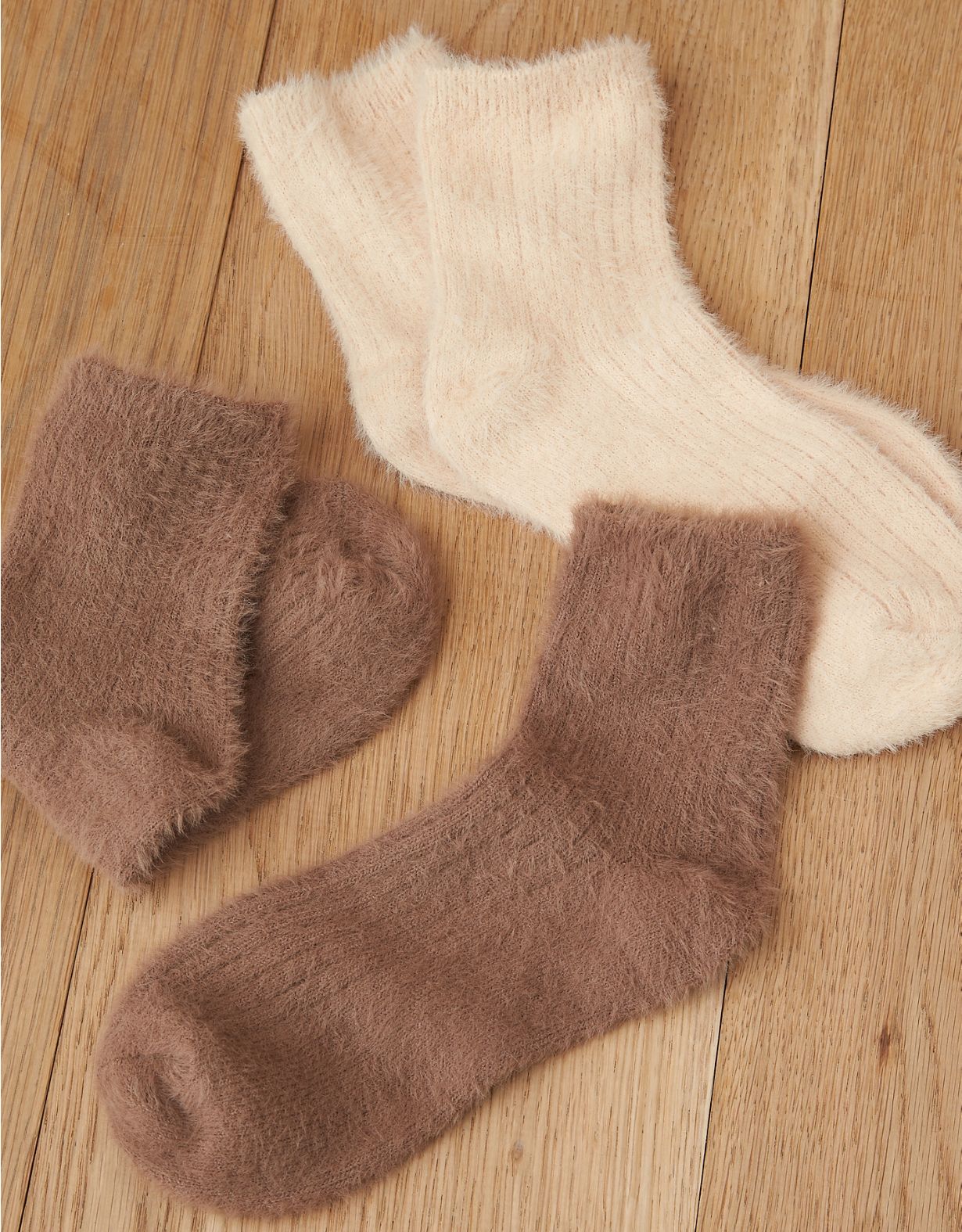 AE Fuzzy Boyfriend Sock 2-Pack