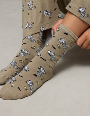 AE Mummy Snoopy Crew Socks