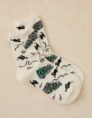 AE Graphic Ruffled Cropped Crew Socks