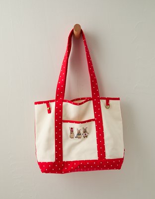 AE Off-Duty Graphic Tote Bag