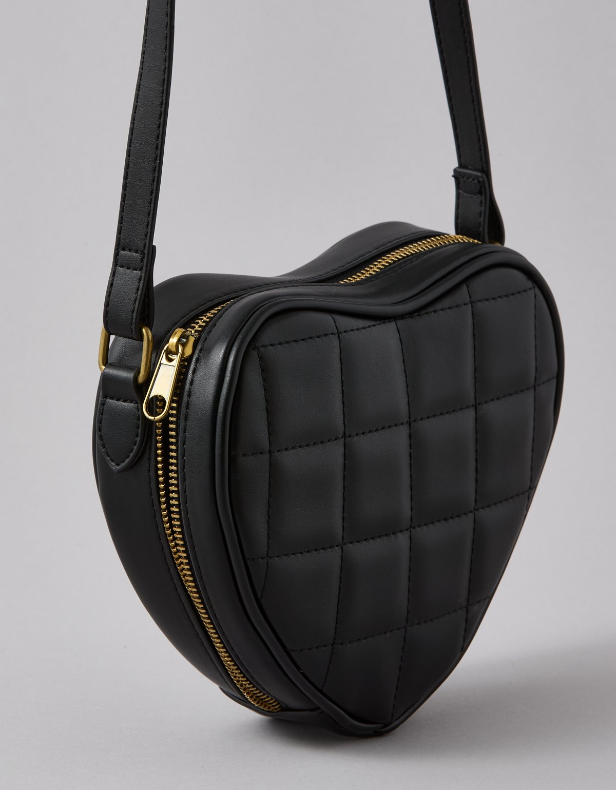 AE Quilted Heart Bag - image 2