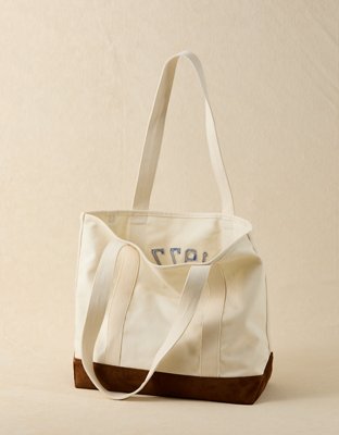 AE Off-Duty Graphic Tote Bag
