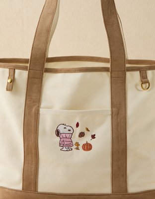 AE Off-Duty Snoopy Tote Bag