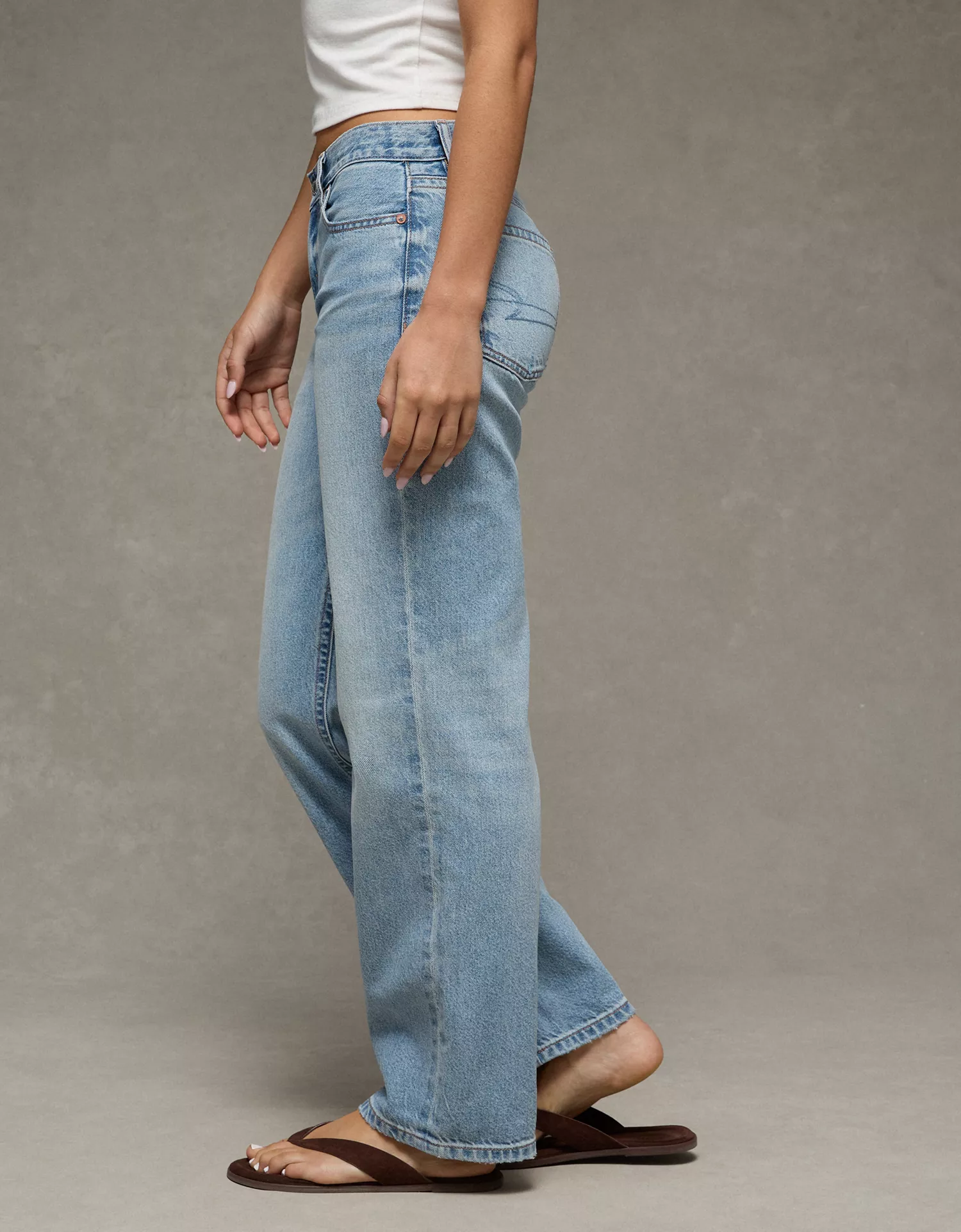 AE Low-Rise Classic Straight Jean - thumbnail 10