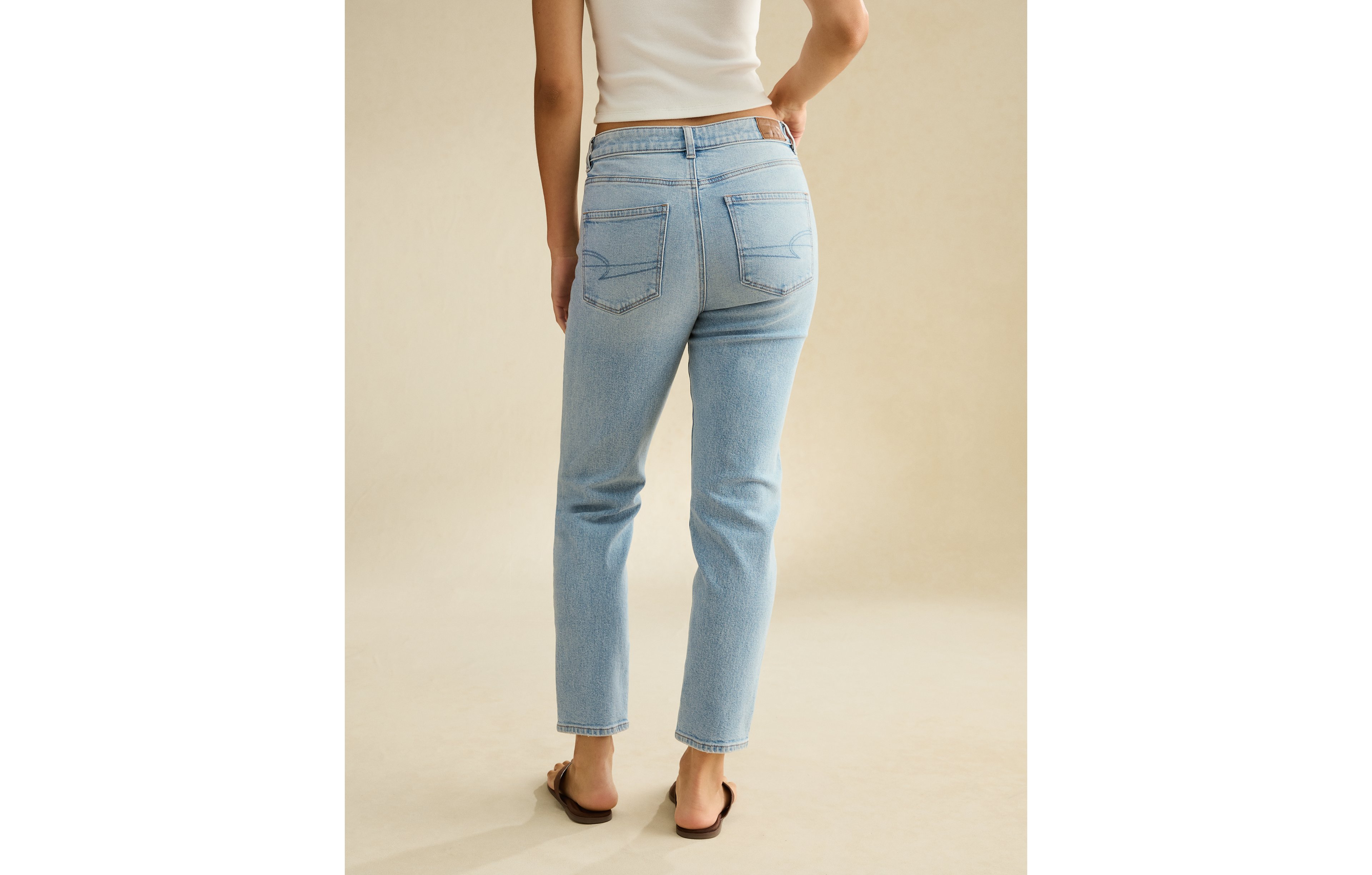 AE Mom Jean