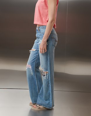 Женские джинсы American Eagle AE Pride Strigid Ripped Low-Rise Baggy Flare Jean — фото 3
