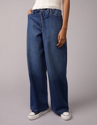 AE Strigid Low-Rise Ultra Wide-Leg Jean