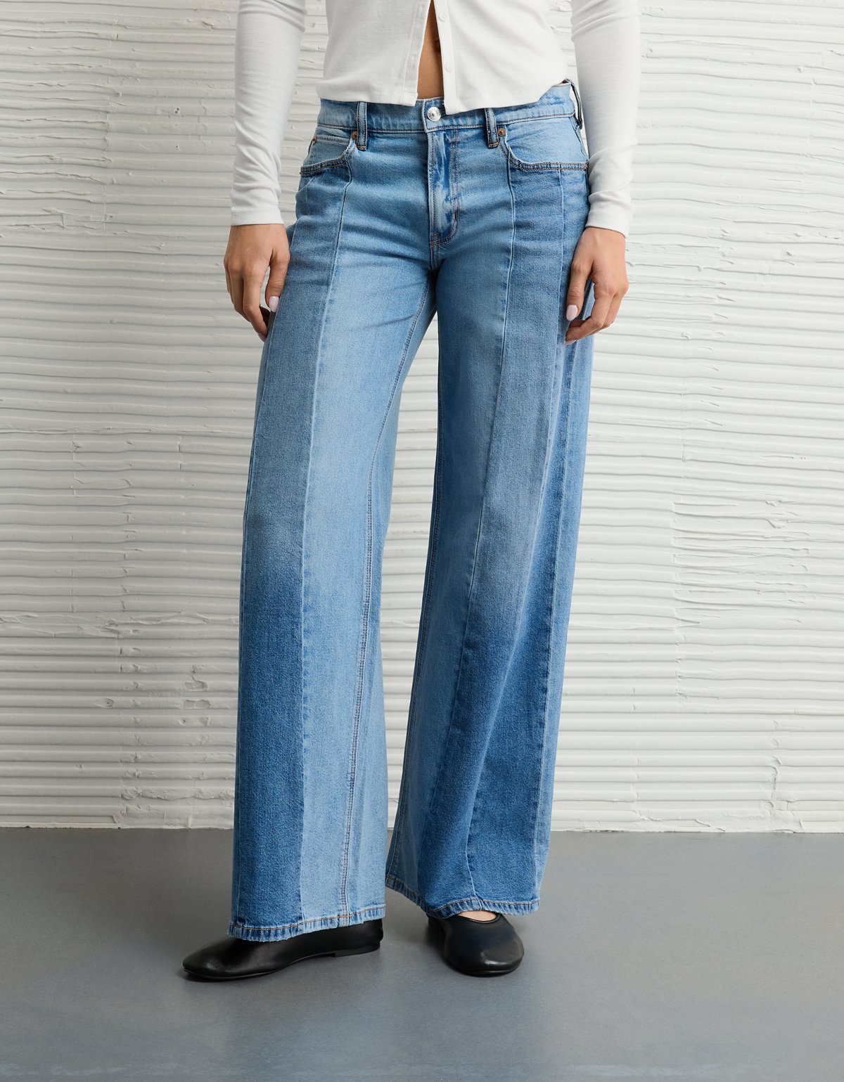 AE Dreamy Drape Stretch Low-Rise Ultra Wide-Leg Jean - image 2