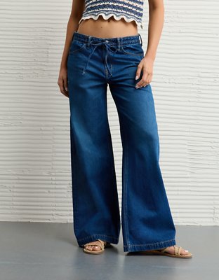 AE Strigid Low-Rise Ultra Wide-Leg Jean