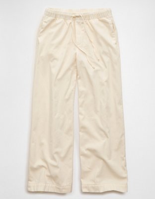 AE Cozy Dreamy Drape Low-Rise Ultra Wide-Leg Jean