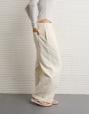 AE Cozy Dreamy Drape Low-Rise Ultra Wide-Leg Jean